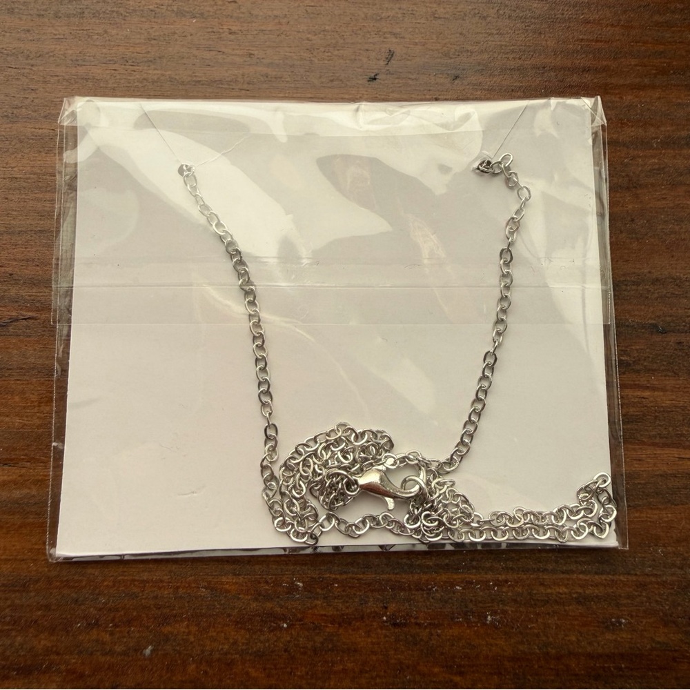 Effy Emerald Green Stone Pendant on 18" Silver Chain Necklace - Picture 3 of 4